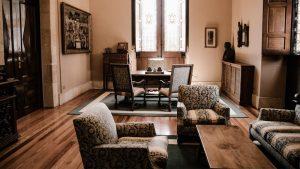 Reasons to Buy Vintage Furniture for Your Home